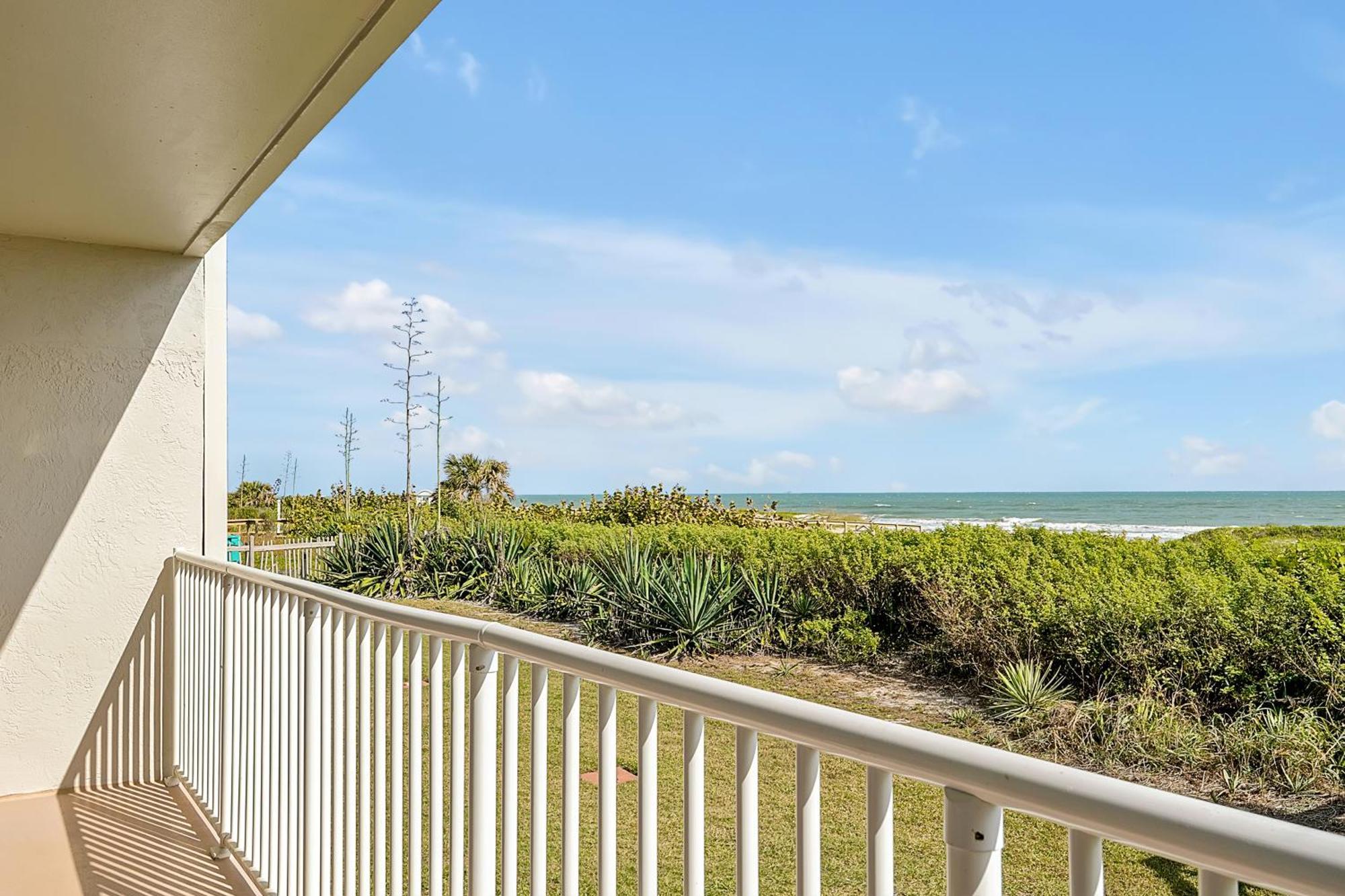 Direct Oceanfront Condo With Amazing Views Near Cocoa Beach Exterior photo